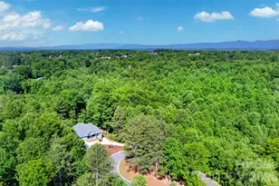 225 Henry's Glen Dr, Morganton, NC 28655 - Photo 1