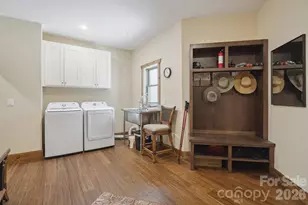 225 Henry's Glen Dr, Morganton, NC 28655 - Photo 31