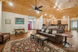 225 Henry's Glen Dr, Morganton, NC 28655 - Photo 9