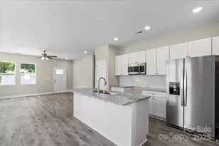 1104 Grady St, Salisbury, NC 28144 - Photo 5