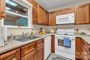 507 Appletree Dr, Newland, NC 28657 - Photo 17