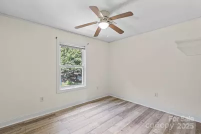 946 Laurelwood Drive, Clover, SC 29710 - Photo 23