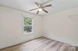 946 Laurelwood Dr, Clover, SC 29710 - Photo 23