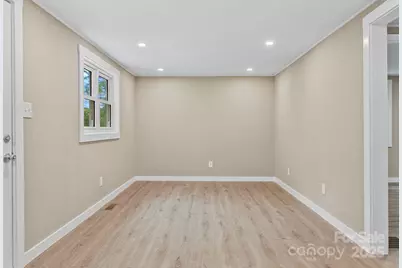 530 Rebel Ridge Road, Marshall, NC 28753 - Photo 11