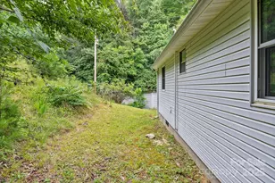 530 Rebel Ridge Rd, Marshall, NC 28753 - Photo 29