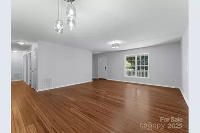 690 Mountain Road, Hendersonville, NC 28791 - Photo 13