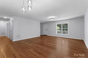 690 Mountain Rd, Hendersonville, NC 28791 - Photo 13