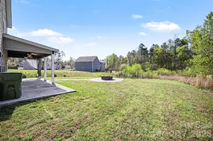 504 Stone River Pkwy, Mount Holly, NC 28120 - Photo 5