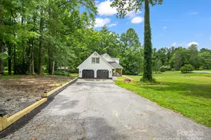 213 Raintree Dr, Hendersonville, NC 28791 - Photo 37