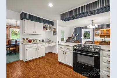 213 Raintree Drive, Hendersonville, NC 28791 - Photo 15