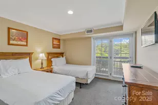 111 Bowling Park Rd, Asheville, NC 28803 - Photo 35