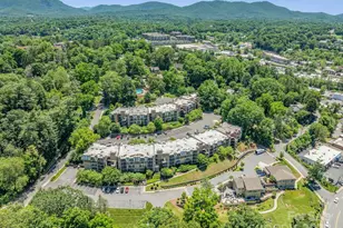 111 Bowling Park Rd, Asheville, NC 28803 - Photo 11