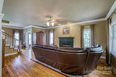 2640 Ironwood Drive, Hickory, NC 28602 - Photo 11