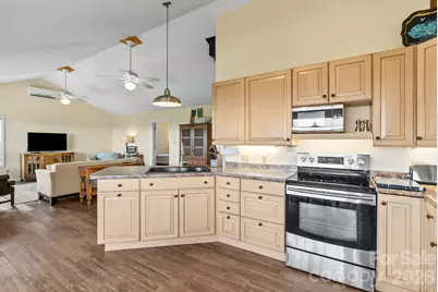 1045 & 1047 Graham Road, Marshall, NC 28753 - Photo 35