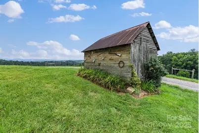 1045 & 1047 Graham Road, Marshall, NC 28753 - Photo 33