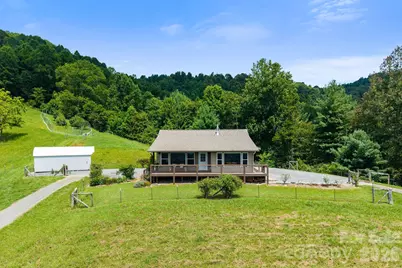 1045 & 1047 Graham Road, Marshall, NC 28753 - Photo 31