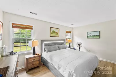 804 Bradford Woods Drive, Charlotte, NC 28209 - Photo 17