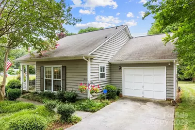 804 Bradford Woods Drive, Charlotte, NC 28209 - Photo 3