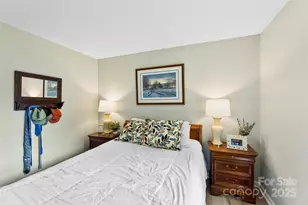 804 Bradford Woods Dr, Charlotte, NC 28209 - Photo 11