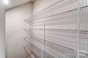 3916 Cheyney Park Dr, Charlotte, NC 28269 - Photo 13