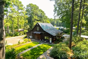 9032 Boyd Dr, Matthews, NC 28105 - Photo 3