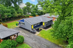 1412 Wembley Dr, Charlotte, NC 28205 - Photo 1