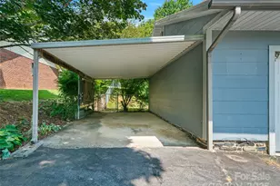 12 Robertson St, Burnsville, NC 28714 - Photo 35