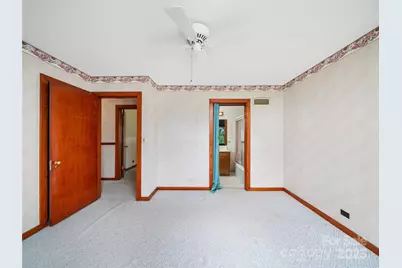 12 Robertson Street, Burnsville, NC 28714 - Photo 21