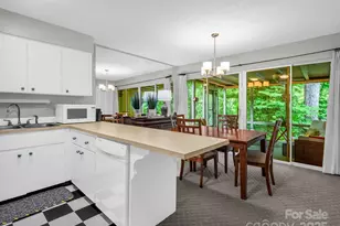 140 W Lake Dr, Lake Lure, NC 28746 - Photo 11