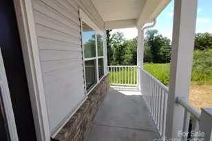 570 30th Ave Cir NE, Hickory, NC 28601 - Photo 15