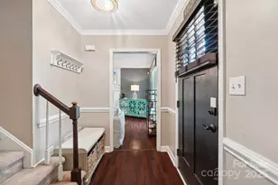 3016 Heathcroft Ct, Charlotte, NC 28269 - Photo 9