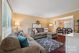 3016 Heathcroft Ct, Charlotte, NC 28269 - Photo 25