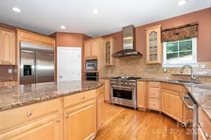 108 Laurel Glen Ct, Mount Holly, NC 28120 - Photo 3