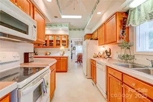 2606 Greenville Hwy, Flat Rock, NC 28731 - Photo 9