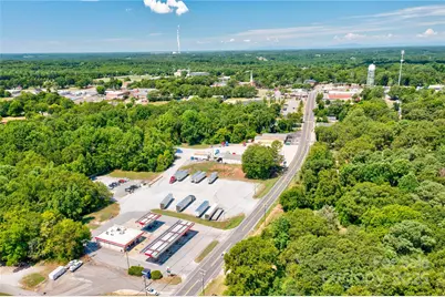 231 E College Avenue, Boiling Springs, NC 28152 - Photo 5