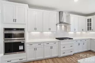 1320 Knob Crk Dr, Gastonia, NC 28054 - Photo 19