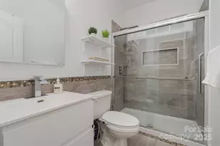 10929 Valley Spring Dr, Charlotte, NC 28277 - Photo 29