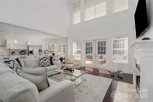 10929 Valley Spring Dr, Charlotte, NC 28277 - Photo 5