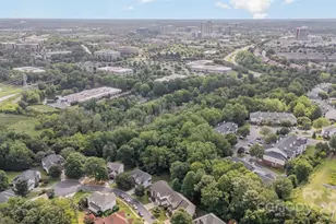 10929 Valley Spring Dr, Charlotte, NC 28277 - Photo 39