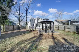 910 Gibbons St, Gastonia, NC 28052 - Photo 17