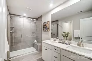 3908 Cheyney Park Dr, Charlotte, NC 28269 - Photo 15