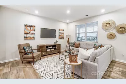 3908 Cheyney Park Drive, Charlotte, NC 28269 - Photo 5