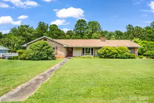 14 Monte Vista Pl, Candler, NC 28715 - Photo 1