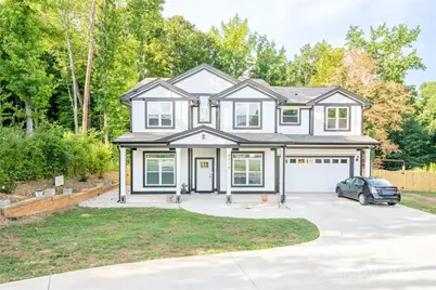 4218 Enoch Drive, Charlotte, NC 28269 - Photo 3