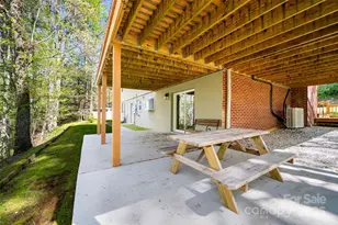 145 Jeter Mountain Rd, Hendersonville, NC 28739 - Photo 27