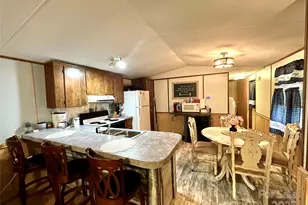 492 Chestnut Mountain Rd, Spruce Pine, NC 28777 - Photo 11