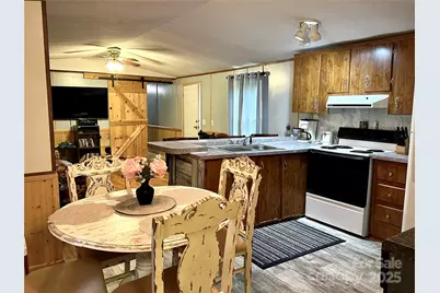 492 Chestnut Mountain Road, Spruce Pine, NC 28777 - Photo 9