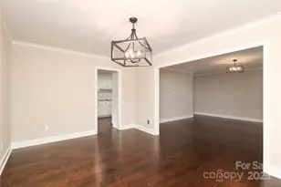 4350 Old Saybrook Ct, Charlotte, NC 28211 - Photo 9