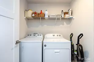 4231 Mackinnon Dr, Charlotte, NC 28214 - Photo 21