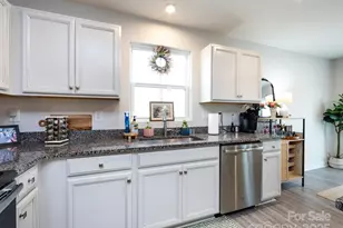 4231 Mackinnon Dr, Charlotte, NC 28214 - Photo 17